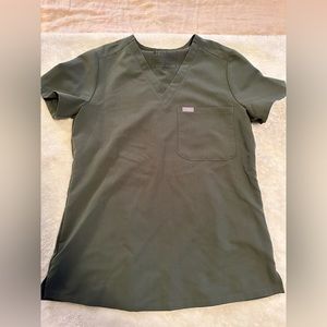 Figs Catarina One Pocket Scrub Top XS Moss